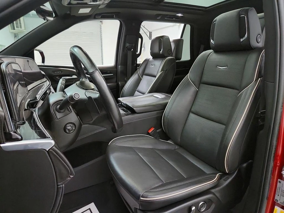2021 Cadillac Escalade 5th Gen - Image 9 of 12