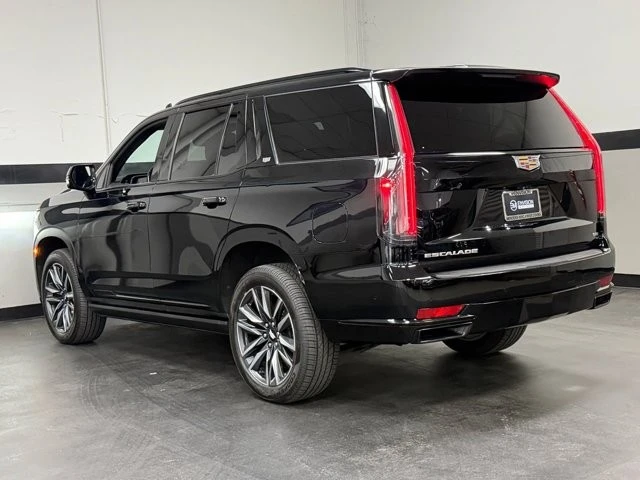 2021 Cadillac Escalade 5th Gen - Image 9 of 12