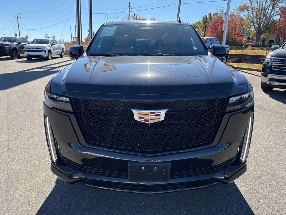 2021 Cadillac Escalade 5th Gen - Image 8 of 12