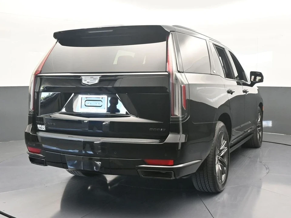 2021 Cadillac Escalade 5th Gen - Image 5 of 12