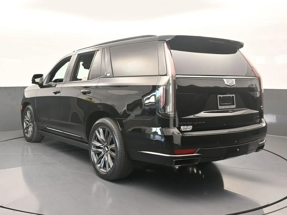 2021 Cadillac Escalade 5th Gen - Image 4 of 12