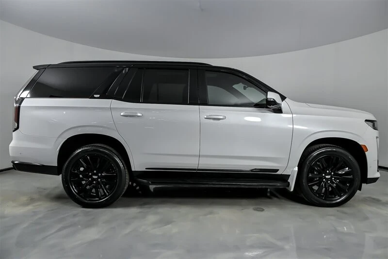 2021 Cadillac Escalade 5th Gen - Image 14 of 21