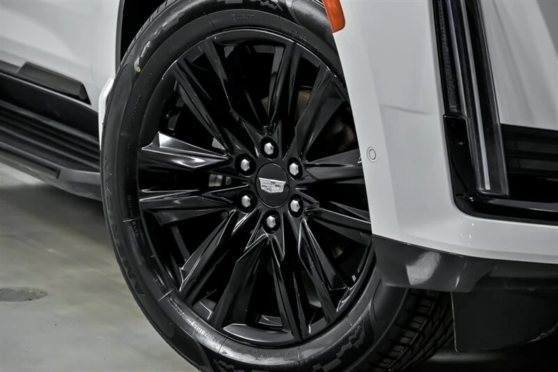 2021 Cadillac Escalade 5th Gen - Image 4 of 21