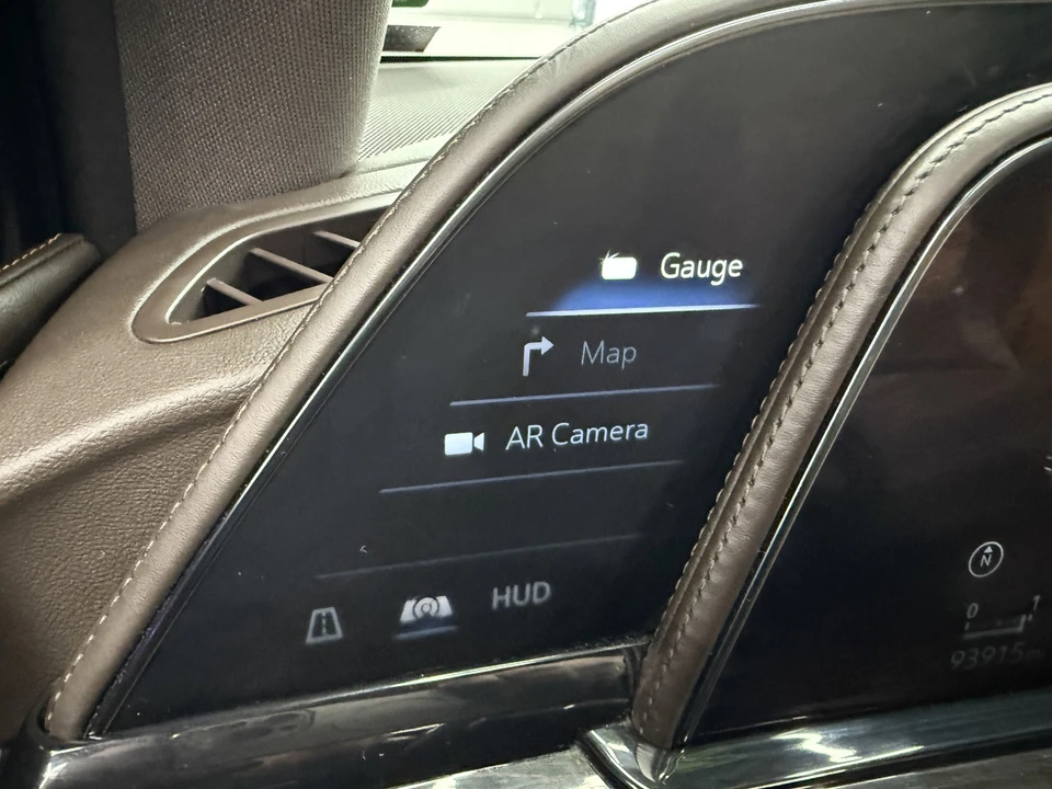 2021 Cadillac Escalade 5th Gen - Image 17 of 21