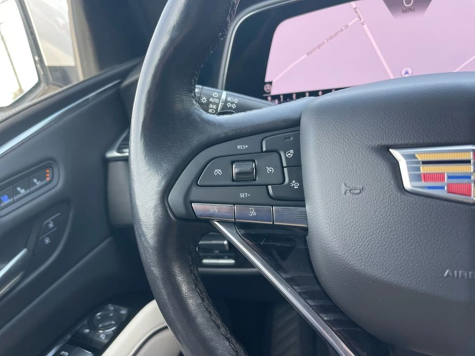 2021 Cadillac Escalade 5th Gen - Image 18 of 21