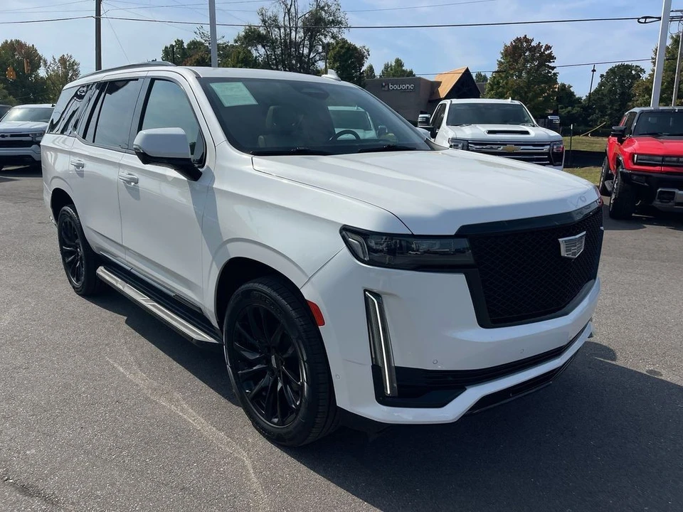 2021 Cadillac Escalade 5th Gen - Image 7 of 12