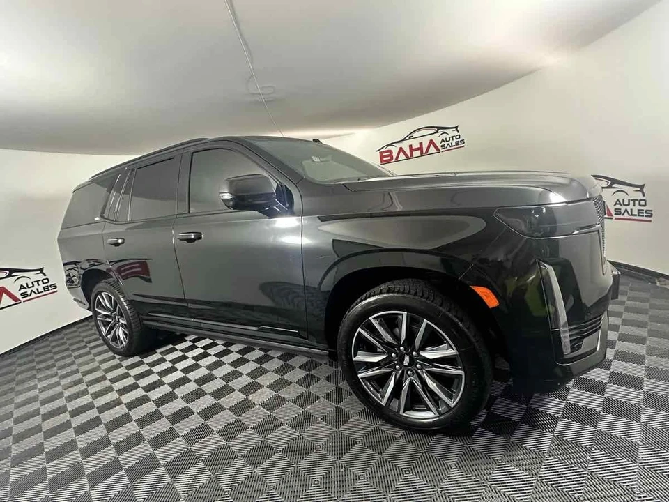 2021 Cadillac Escalade 5th Gen - Image 12 of 21