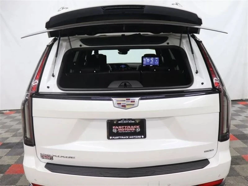 2021 Cadillac Escalade 5th Gen - Image 6 of 12