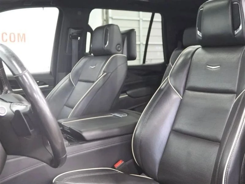 2021 Cadillac Escalade 5th Gen - Image 10 of 12