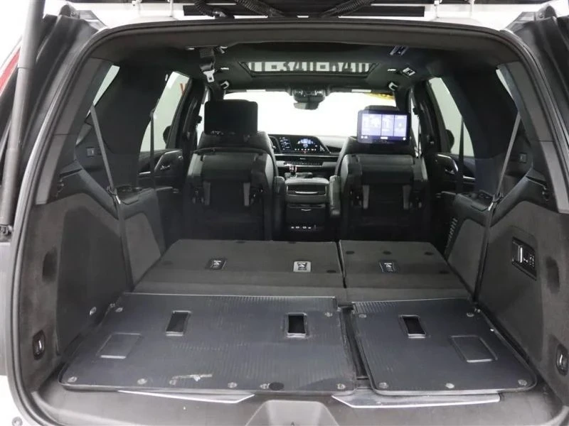 2021 Cadillac Escalade 5th Gen - Image 9 of 12