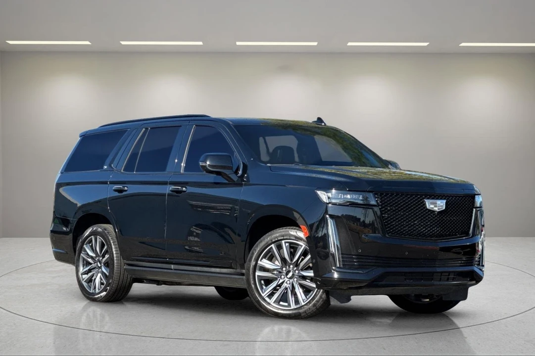 2021 Cadillac Escalade 5th Gen - Image 2 of 12