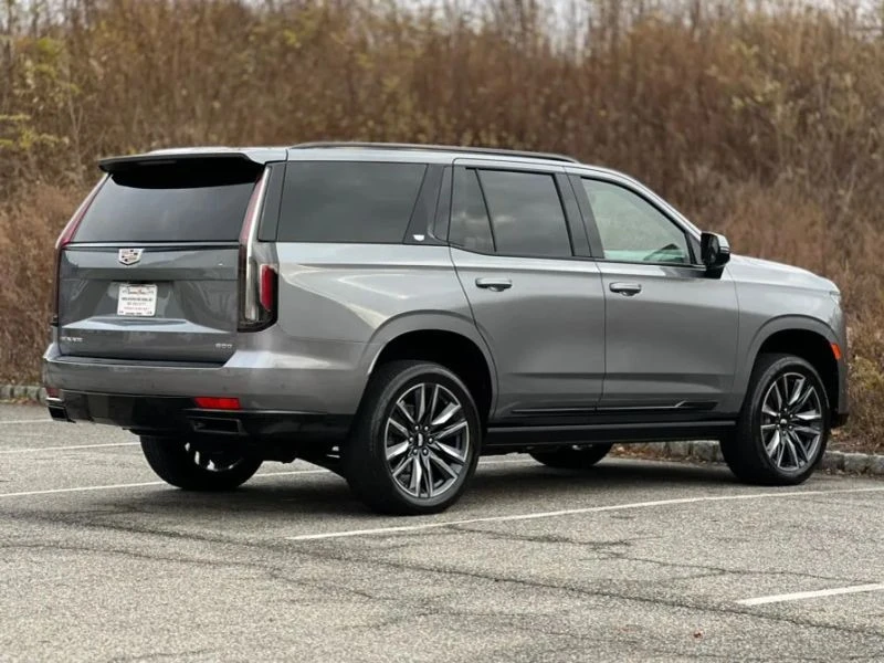 2021 Cadillac Escalade 5th Gen - Image 8 of 12