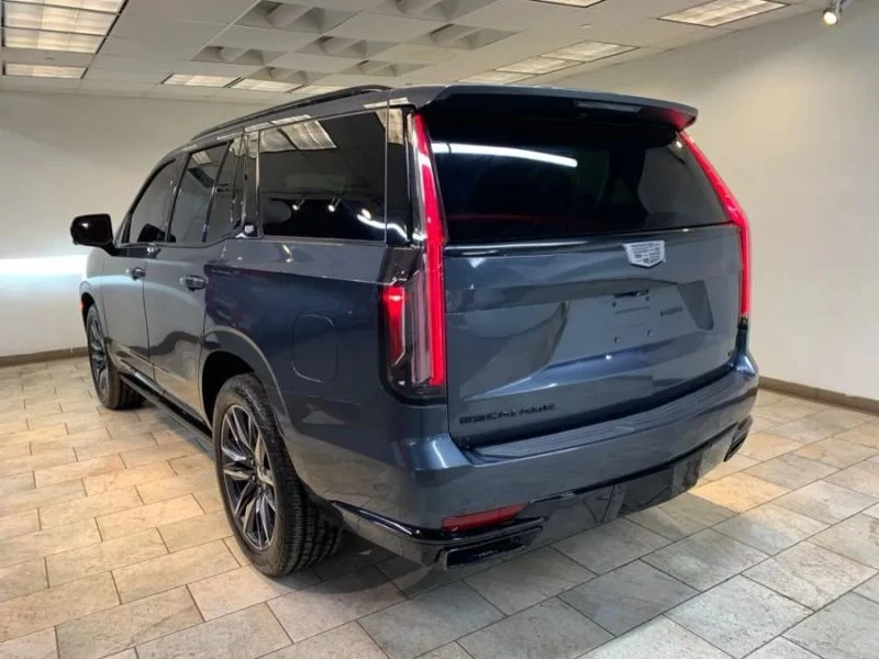 2021 Cadillac Escalade 5th Gen - Image 5 of 12