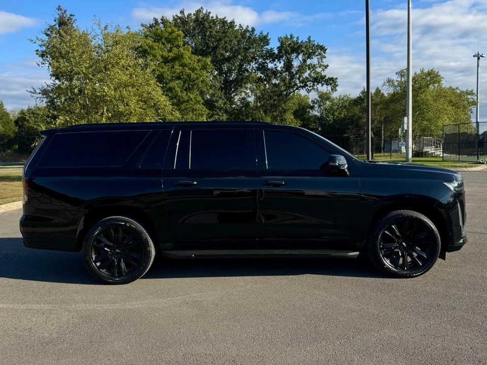 2021 Cadillac Escalade 5th Gen - Image 7 of 12