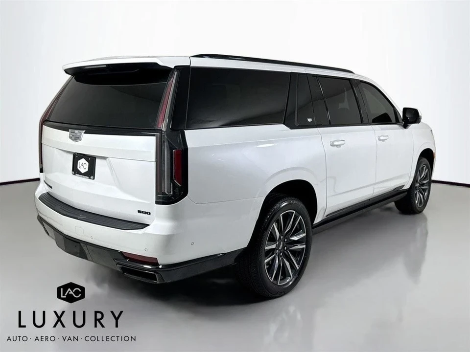 2021 Cadillac Escalade 5th Gen - Image 4 of 12