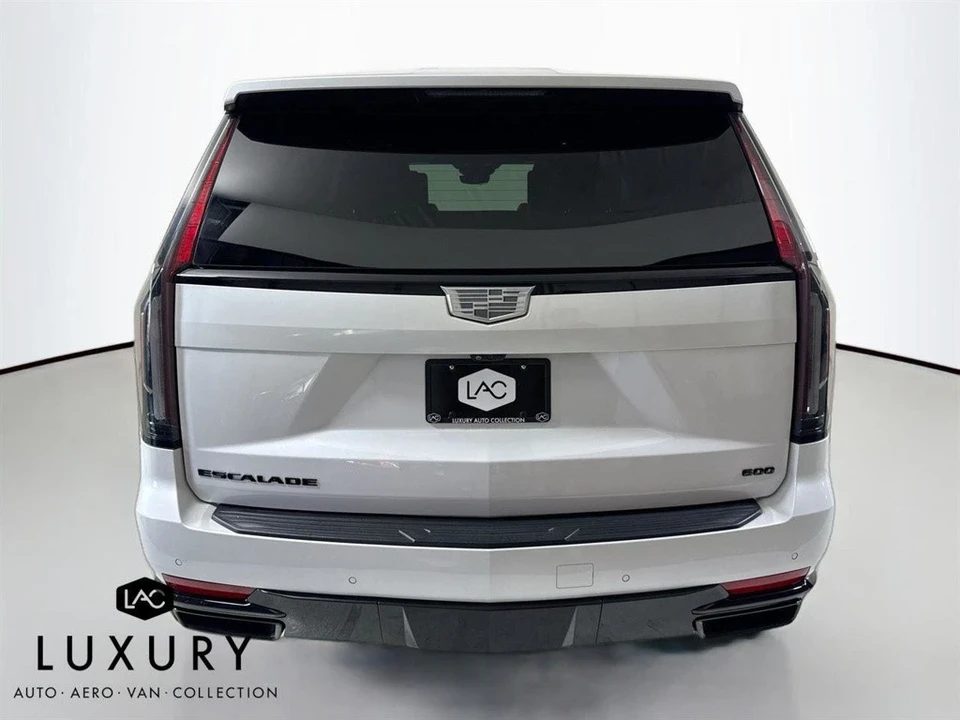 2021 Cadillac Escalade 5th Gen - Image 5 of 12