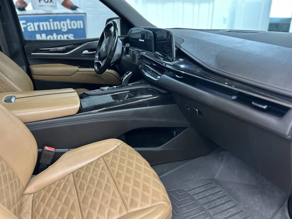2021 Cadillac Escalade 5th Gen - Image 12 of 21