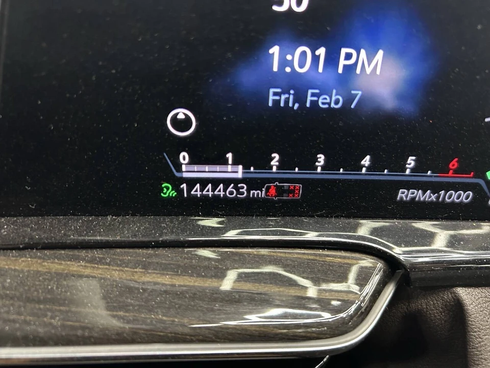 2021 Cadillac Escalade 5th Gen - Image 20 of 21