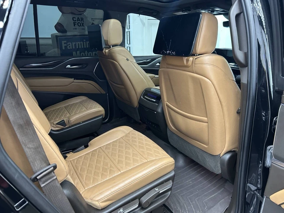 2021 Cadillac Escalade 5th Gen - Image 11 of 21