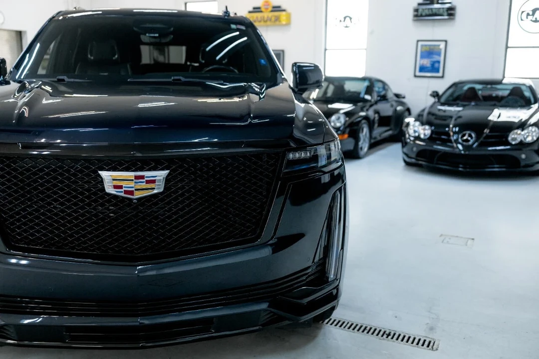 2021 Cadillac Escalade 5th Gen - Image 14 of 21