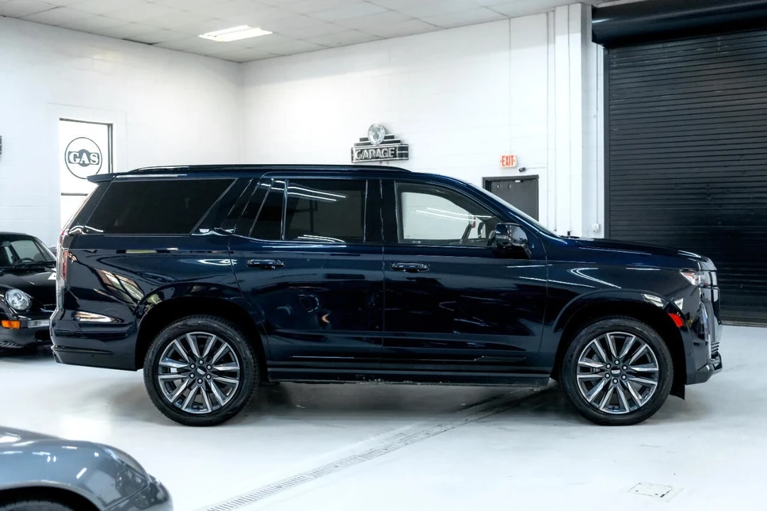2021 Cadillac Escalade 5th Gen - Image 7 of 12