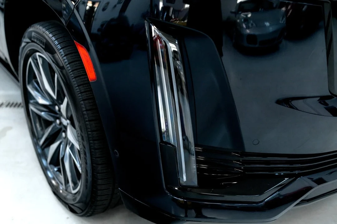 2021 Cadillac Escalade 5th Gen - Image 10 of 12