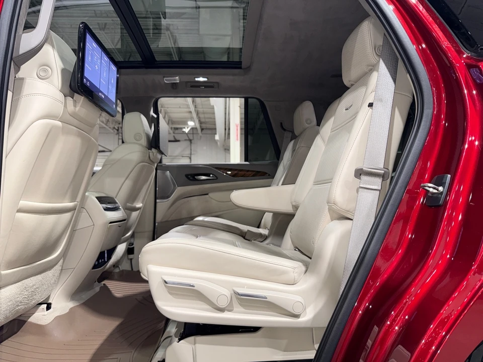2021 Cadillac Escalade 5th Gen - Image 13 of 21