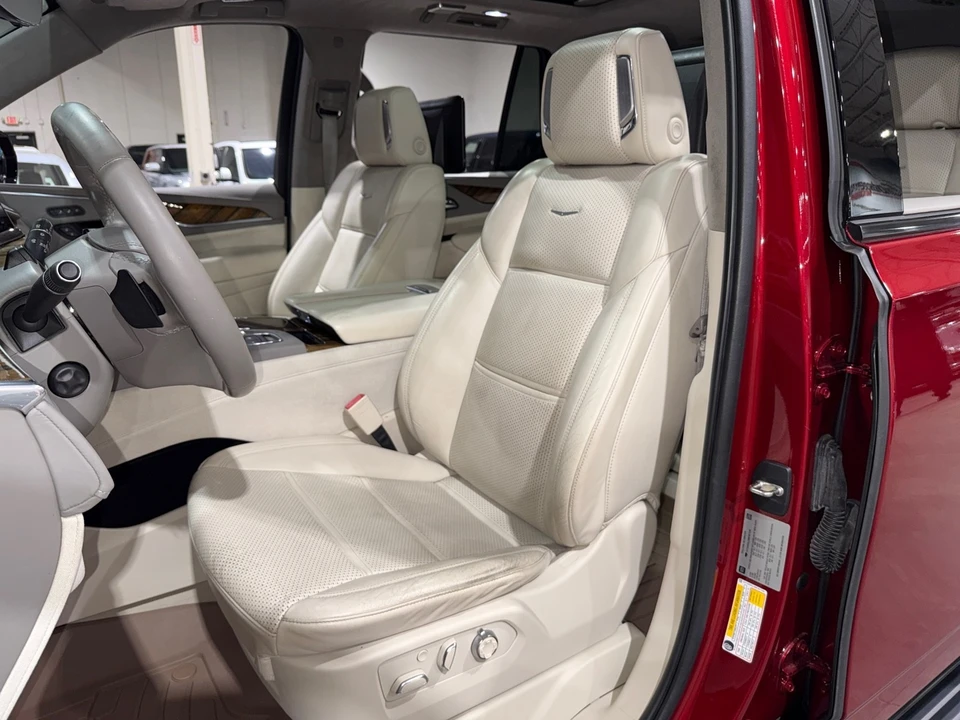 2021 Cadillac Escalade 5th Gen - Image 10 of 21