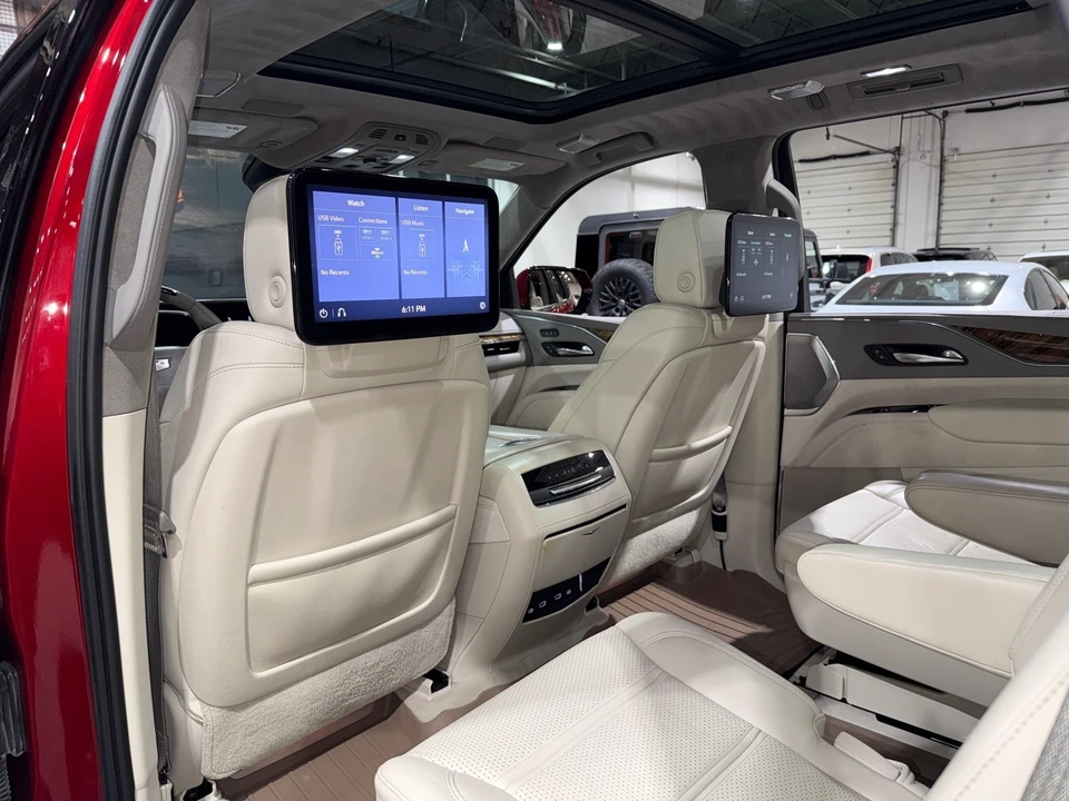 2021 Cadillac Escalade 5th Gen - Image 12 of 21