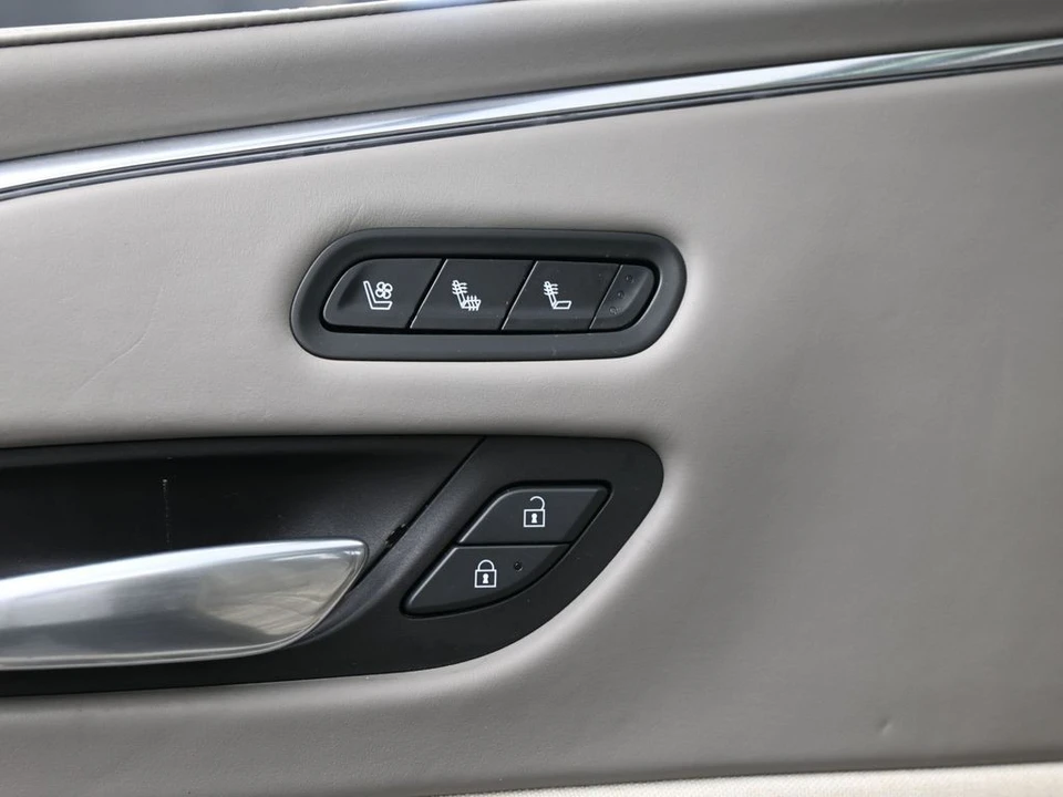 2021 Cadillac Escalade 5th Gen - Image 18 of 21