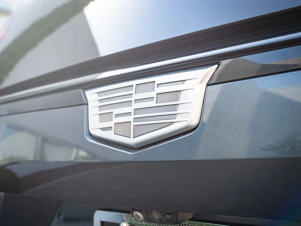 2021 Cadillac Escalade 5th Gen - Image 9 of 21