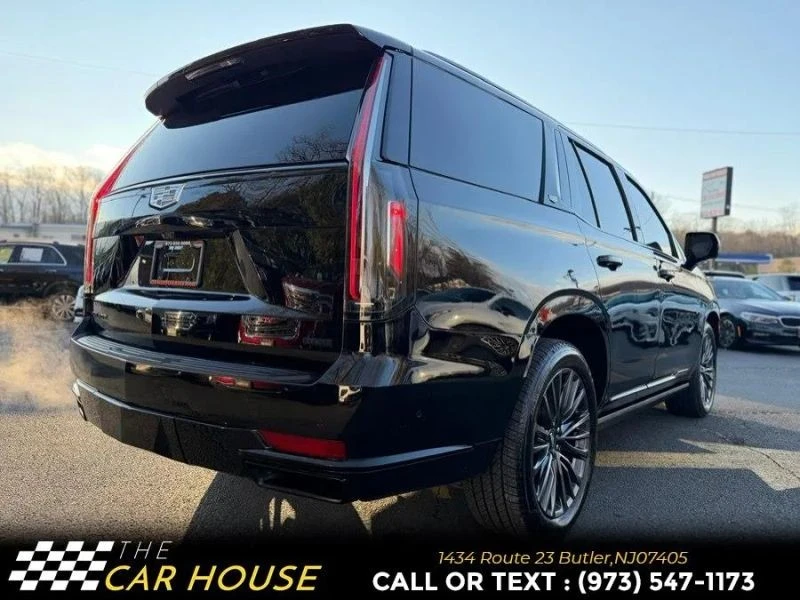 2021 Cadillac Escalade 5th Gen - Image 11 of 12