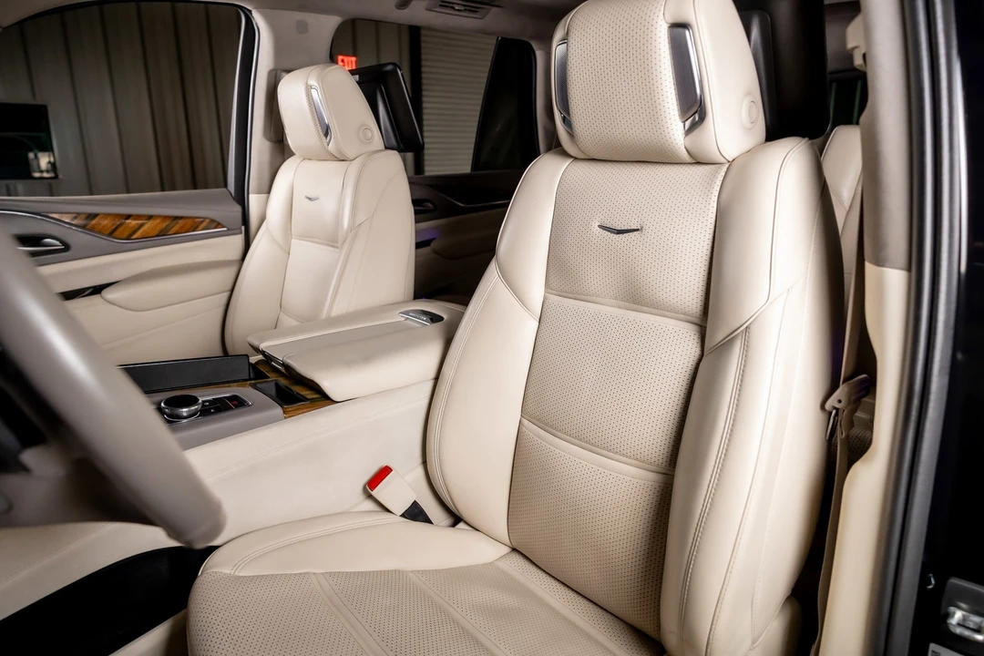 2021 Cadillac Escalade 5th Gen - Image 5 of 12