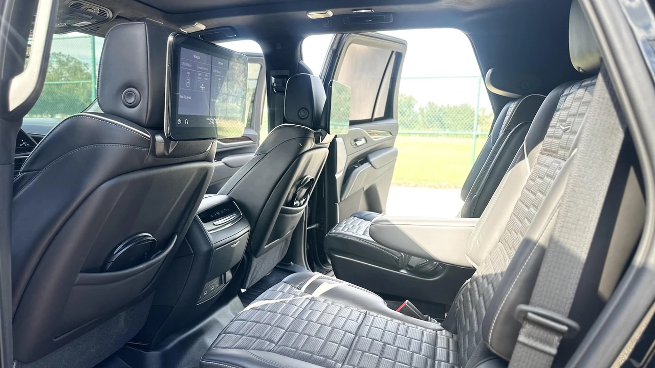 2021 Cadillac Escalade 5th Gen - Image 6 of 18