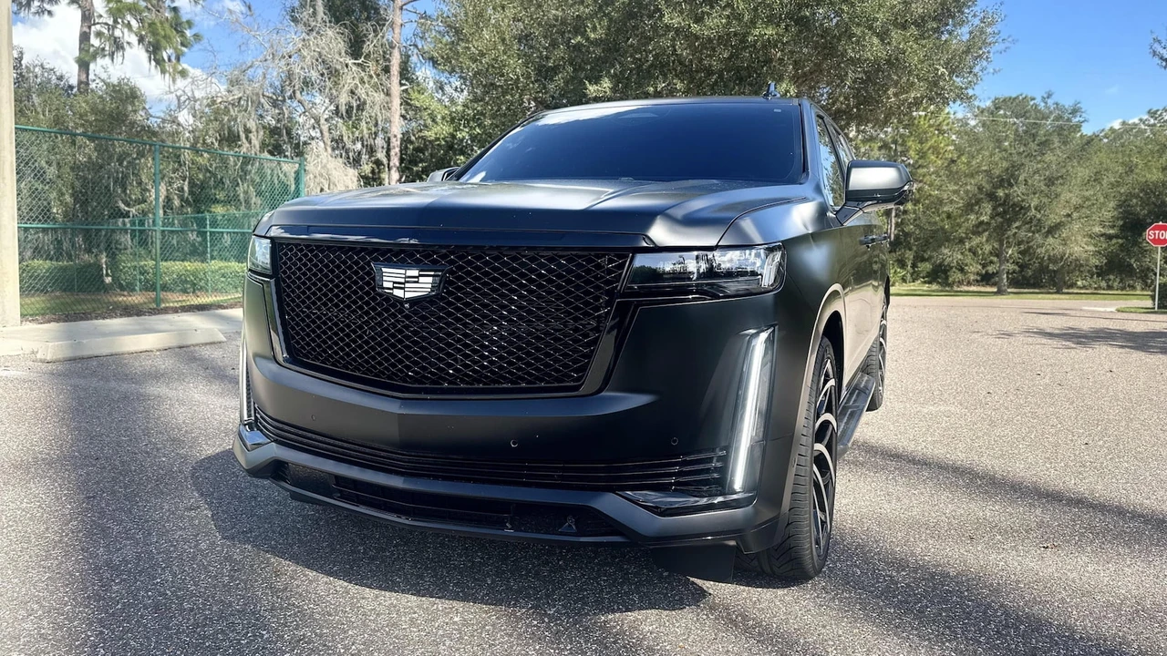 2021 Cadillac Escalade 5th Gen - Image 18 of 18