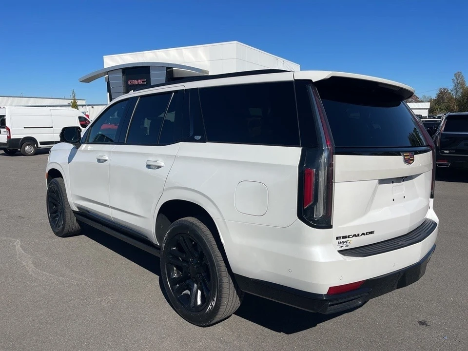 2021 Cadillac Escalade 5th Gen - Image 3 of 12