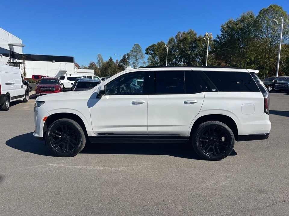 2021 Cadillac Escalade 5th Gen - Image 2 of 12