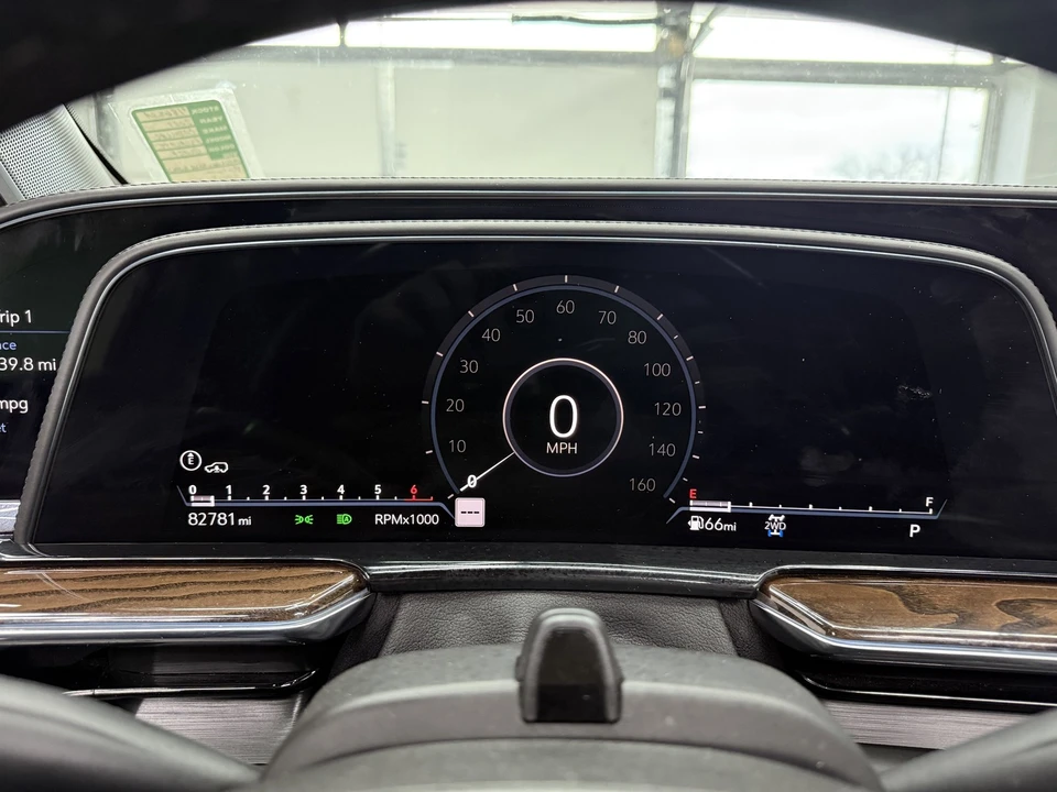 2021 Cadillac Escalade 5th Gen - Image 20 of 21