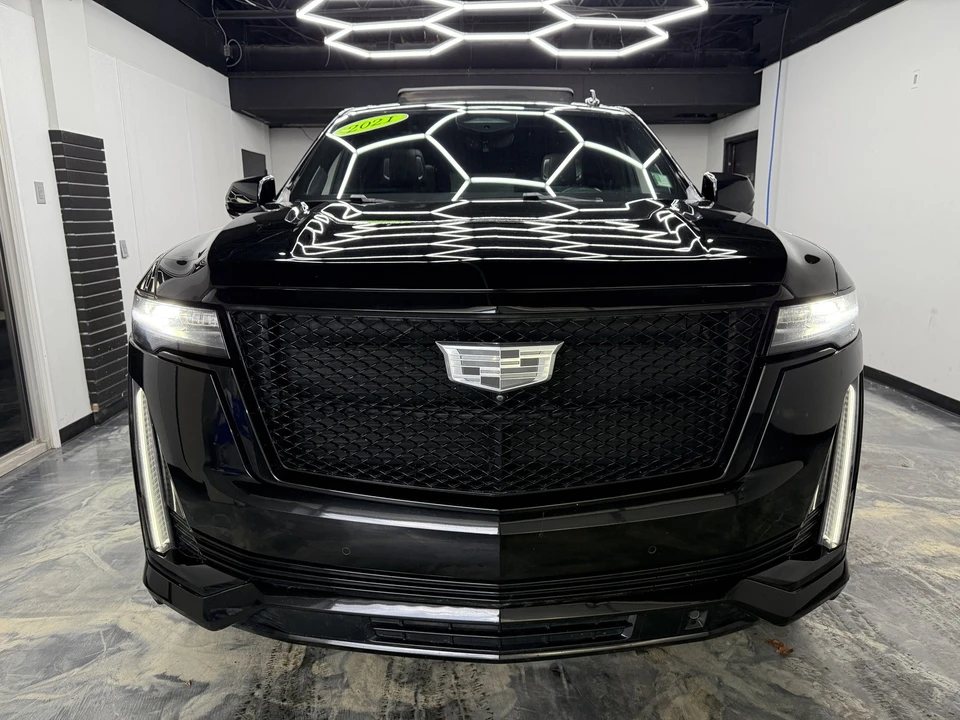 2021 Cadillac Escalade 5th Gen - Image 8 of 21