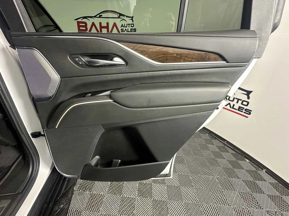 2021 Cadillac Escalade 5th Gen - Image 18 of 21