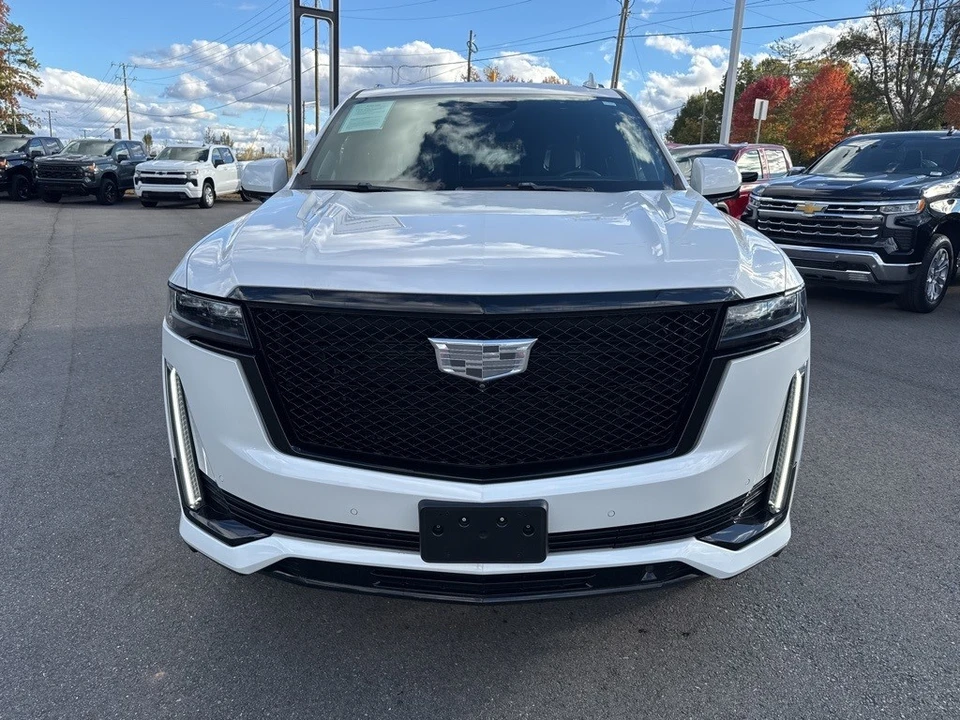 2021 Cadillac Escalade 5th Gen - Image 8 of 12