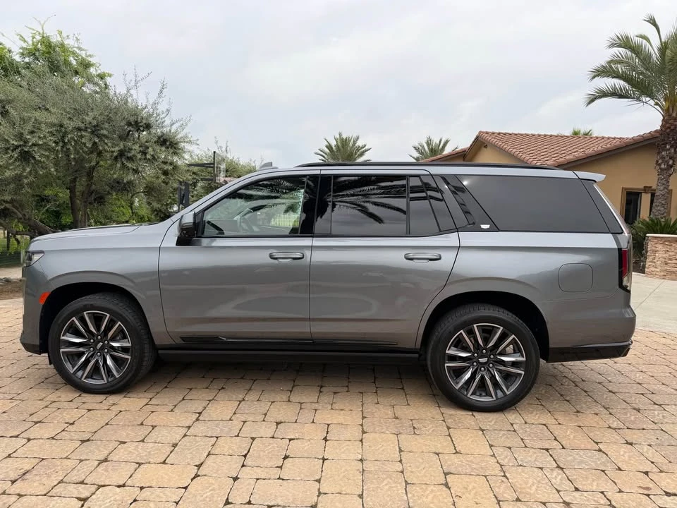 2021 Cadillac Escalade 5th Gen - Image 3 of 9
