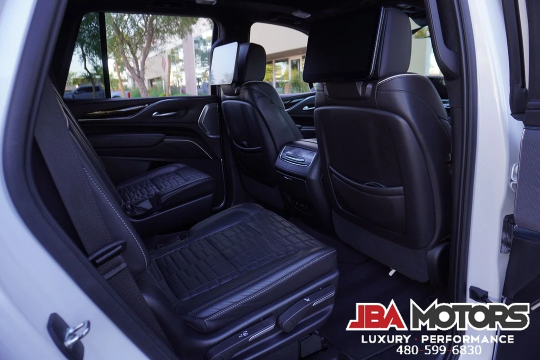 2021 Cadillac Escalade 5th Gen - Image 9 of 12