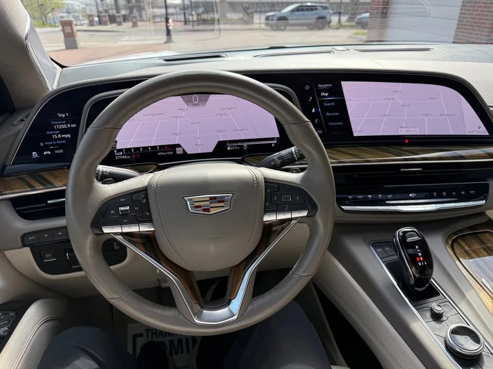 2021 Cadillac Escalade 5th Gen - Image 16 of 20