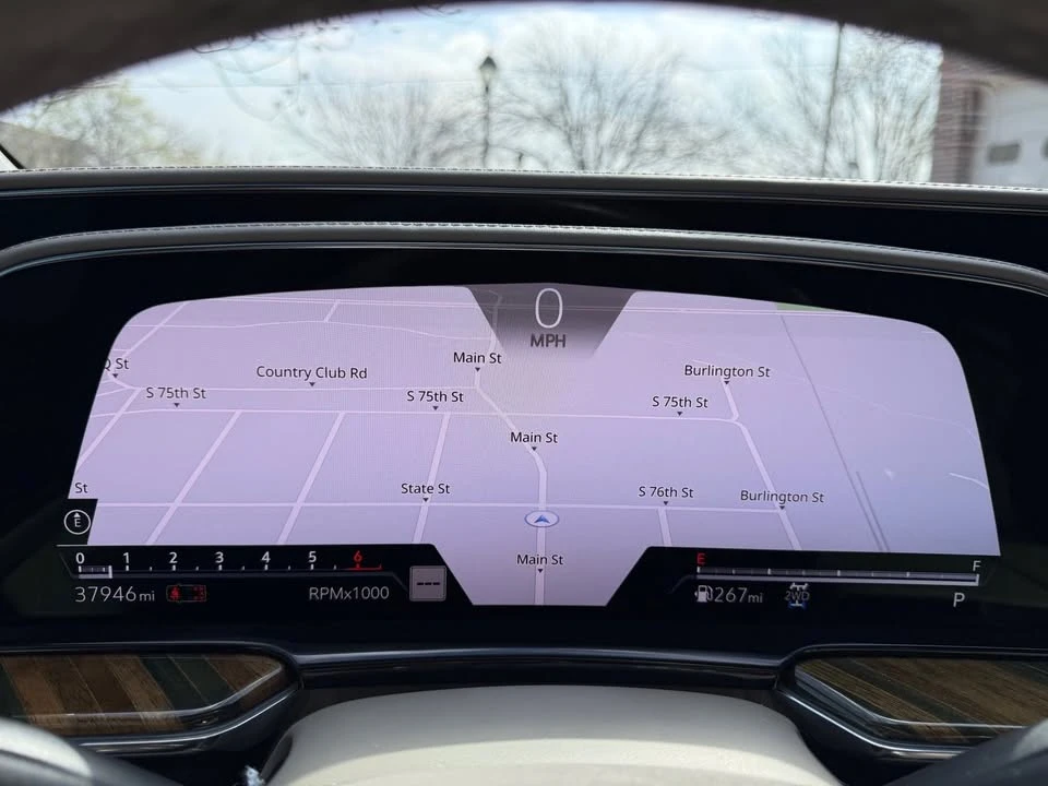 2021 Cadillac Escalade 5th Gen - Image 19 of 20