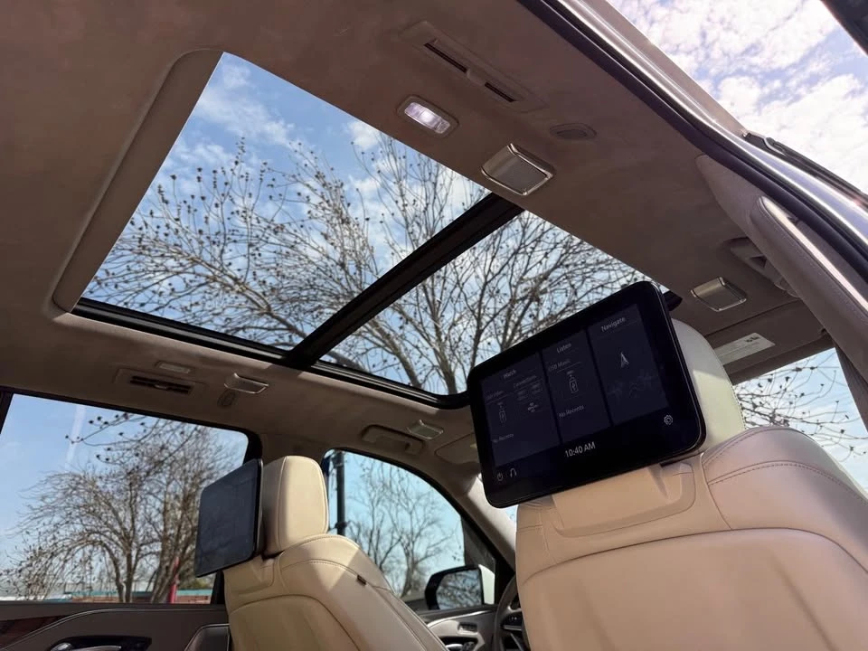 2021 Cadillac Escalade 5th Gen - Image 14 of 20