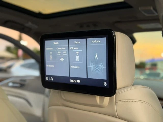 2021 Cadillac Escalade 5th Gen - Image 16 of 21