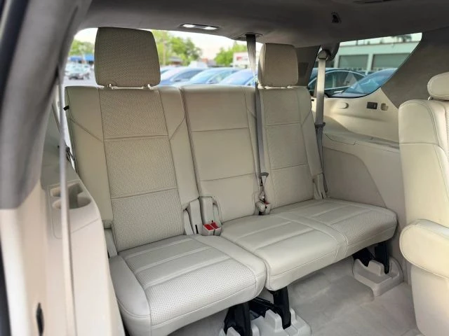 2021 Cadillac Escalade 5th Gen - Image 15 of 21