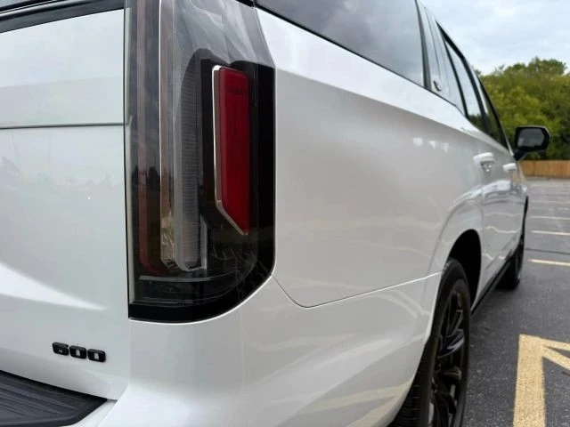 2021 Cadillac Escalade 5th Gen - Image 12 of 21