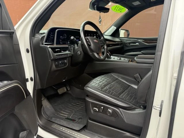 2021 Cadillac Escalade 5th Gen - Image 15 of 21